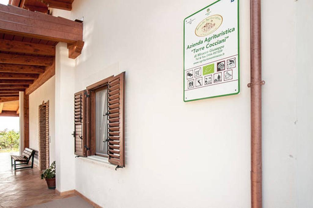 Agriturismo Miracco Atanasio Franco "Il Maniero" Santa Sofia d'Epiro Eksteriør billede